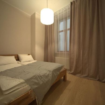 3 Bedroom Apartment In The Old/T Рига Екстер'єр фото